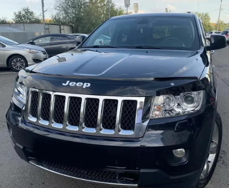 Дефлектор капота (мухобойка) Jeep Grand Cherokee (WK2) с 2010 г.в. (Джип Гранд Чироки) Вип Тюнинг